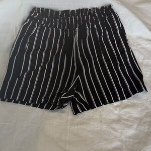 JACHS Girlfriend Black and White Vertical Stripe Pull-On Shorts